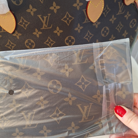 Designer Mono Tote - Picture 4 of 7